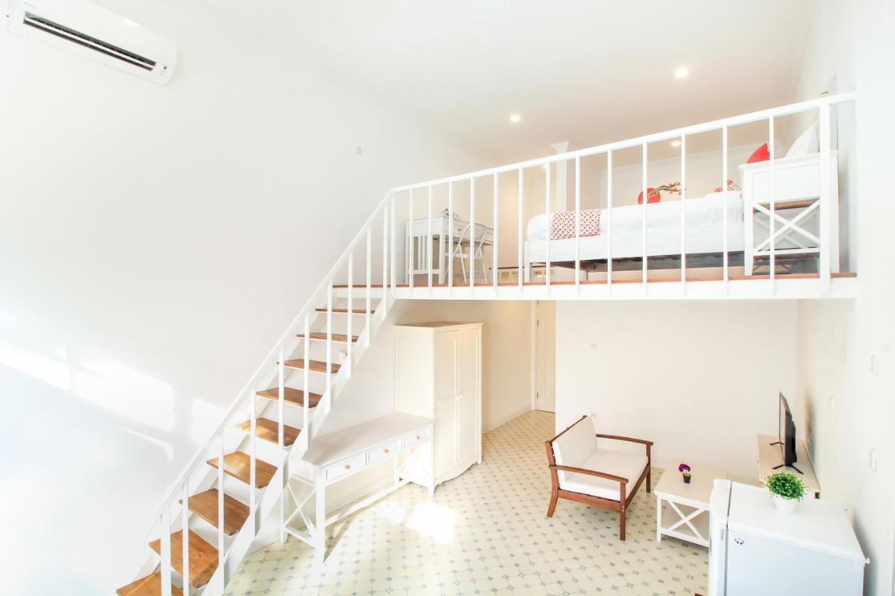 Oyo 204 Blessing Residence สุราบายา ภายนอก รูปภาพ